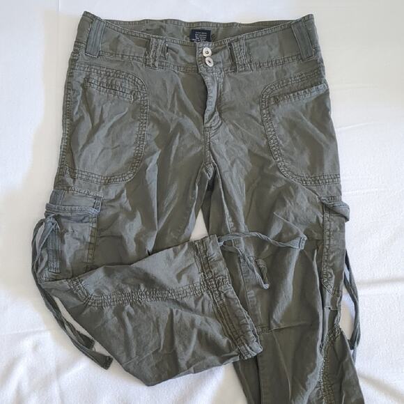 Iris Green Cargo Pants with Lightweight Fabric and Straight Legs size 11 Juniors - Picture 1 of 4
